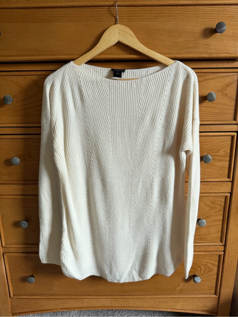 Ann Taylor Ivory Boatneck Womens Sweater Size Medium Coastal Grandma Minimalist